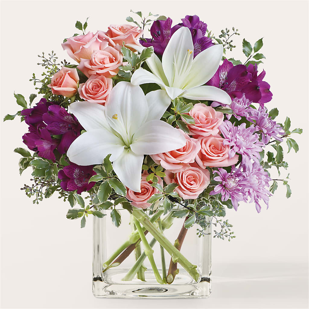 Mani Pedi Bouquet – Petals And Blooms Flowers, Fort Leonard Wood MO