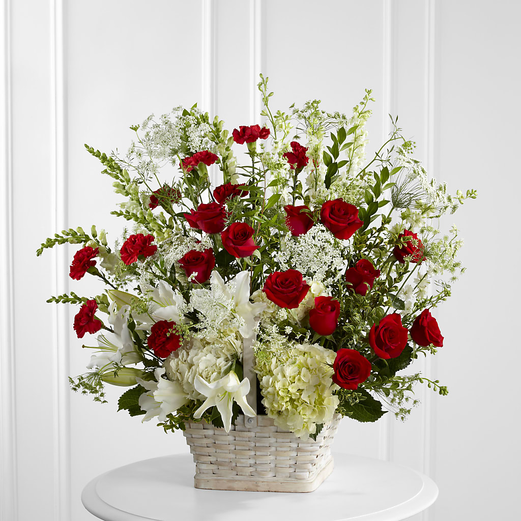In Loving Memory Arrangement – Petals And Blooms Flowers, Fort Leonard Wood MO