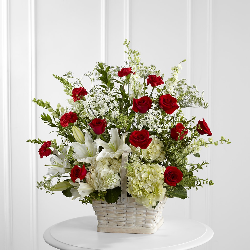 In Loving Memory Arrangement – Petals And Blooms Flowers, Fort Leonard Wood MO