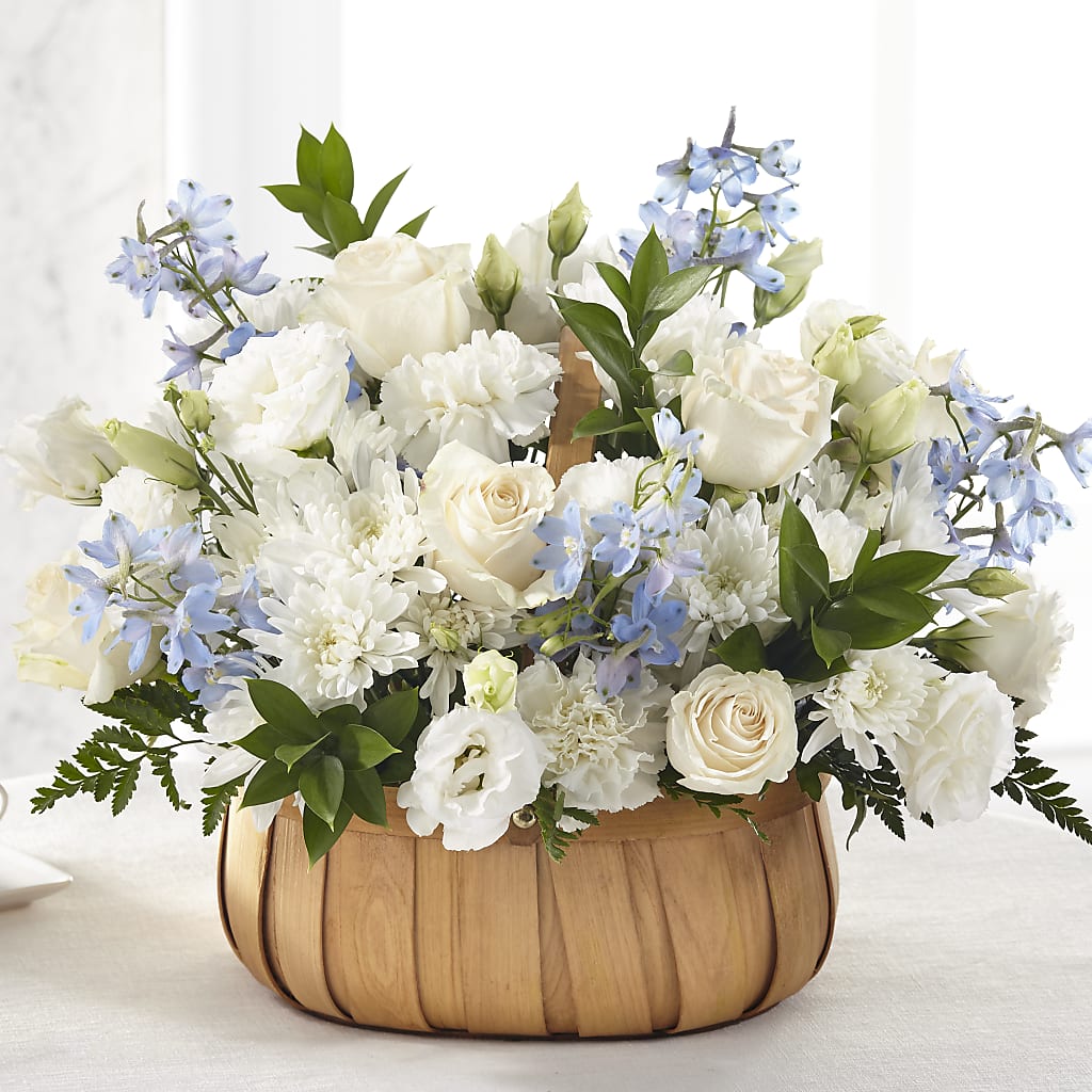 Sincerely Heartfelt Basket – Petals And Blooms Flowers, Fort Leonard Wood MO