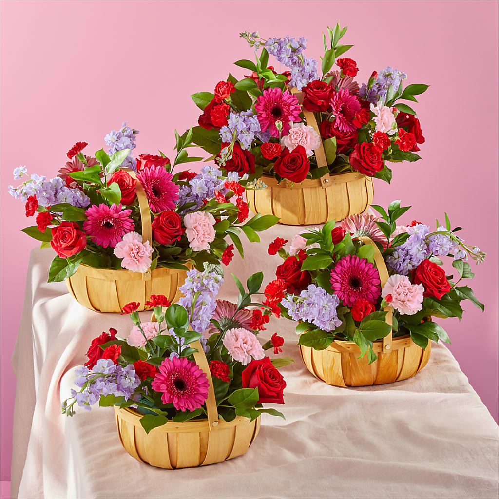 Pink Picnic Basket – Petals And Blooms Flowers, Fort Leonard Wood MO