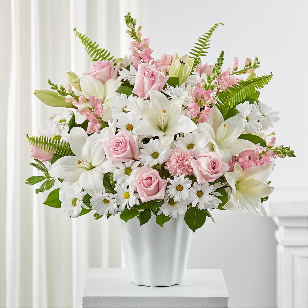 Soft Touch Tabletop Basket – Petals And Blooms Flowers, Fort Leonard Wood MO