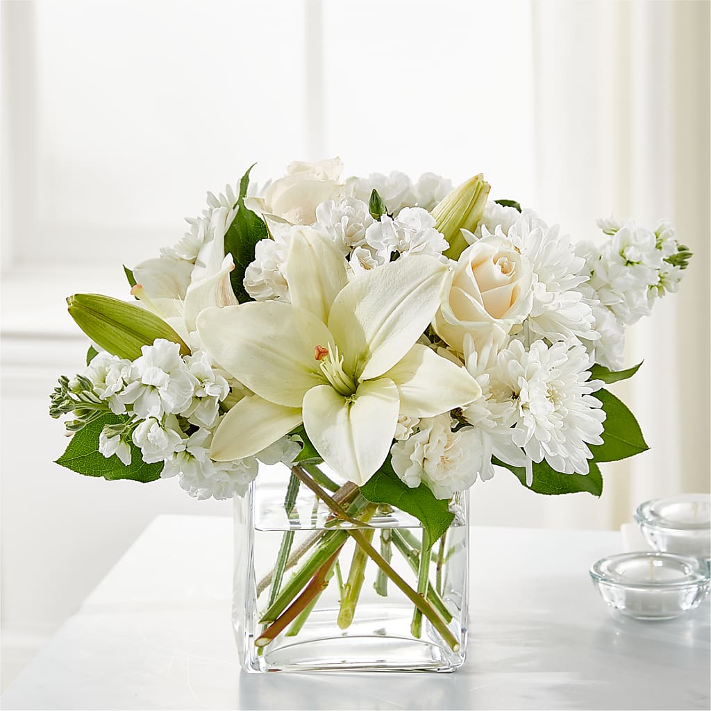 Gentle Breeze Bouquet – Petals And Blooms Flowers, Fort Leonard Wood MO