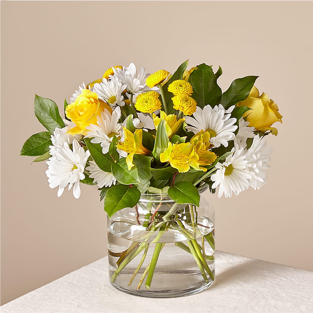 Sunny Sentiments Bouquet – Petals And Blooms Flowers, Fort Leonard Wood MO