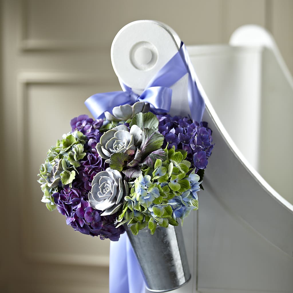 Declaration Pew Décor – Petals And Blooms Flowers, Fort Leonard Wood MO