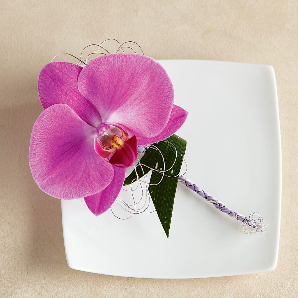 Glorious Boutonniere – Petals And Blooms Flowers, Fort Leonard Wood MO
