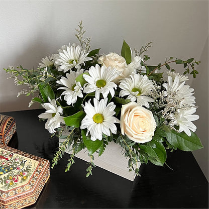 Fresh Linen Box Bouquet –  Petals And Blooms Flowers, Fort Leonard Wood MO