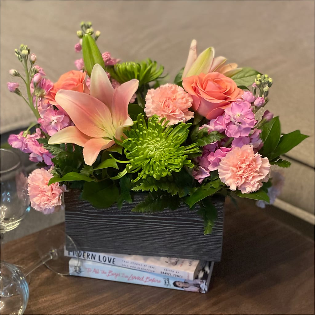 Beautiful Spirit Basket –  Petals And Blooms Flowers, Fort Leonard Wood MO
