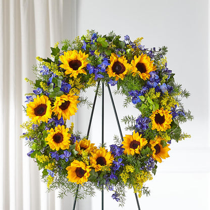 Bright Rays Wreath –  Petals And Blooms Flowers, Fort Leonard Wood MO