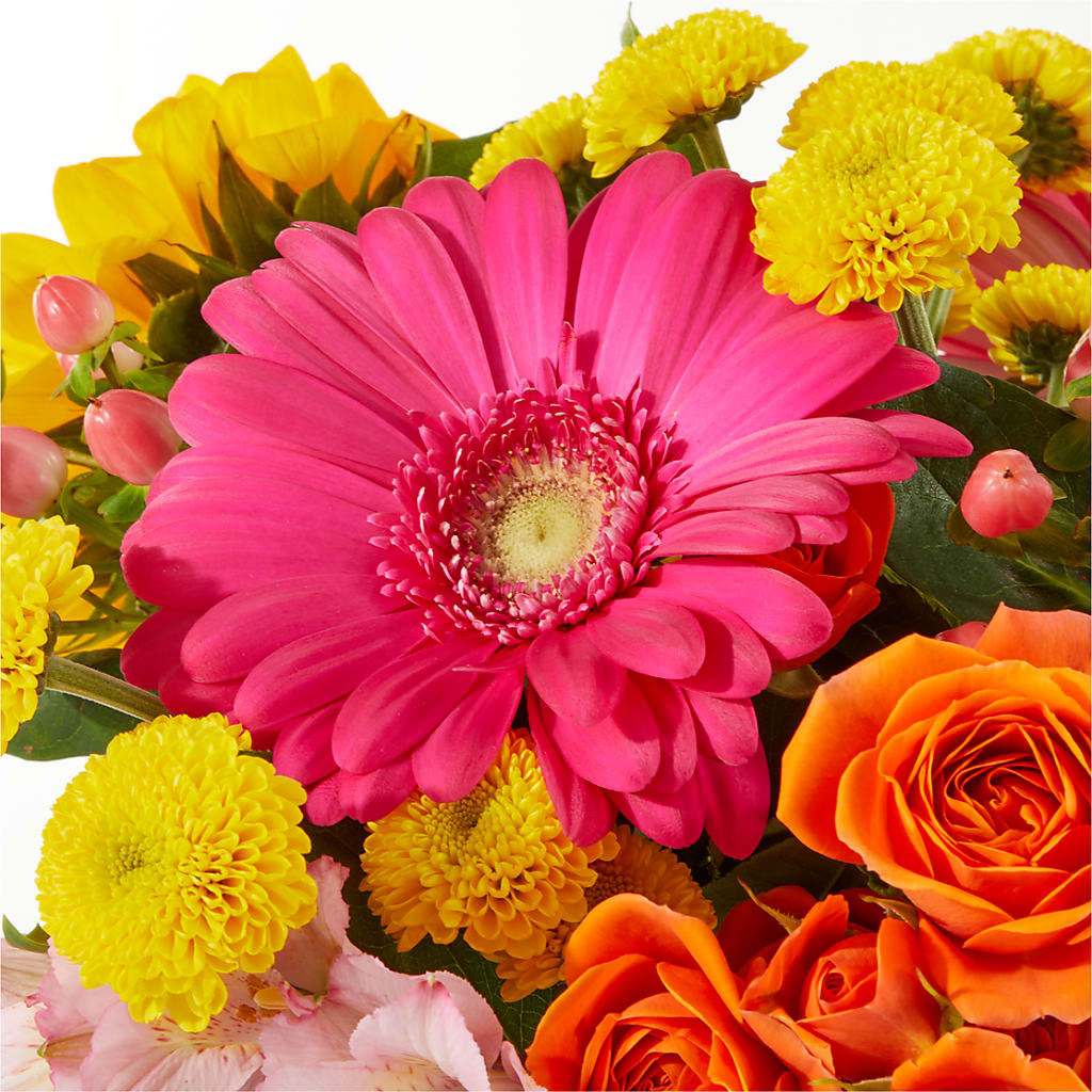 Beach Day Bouquet –  Petals And Blooms Flowers, Fort Leonard Wood MO