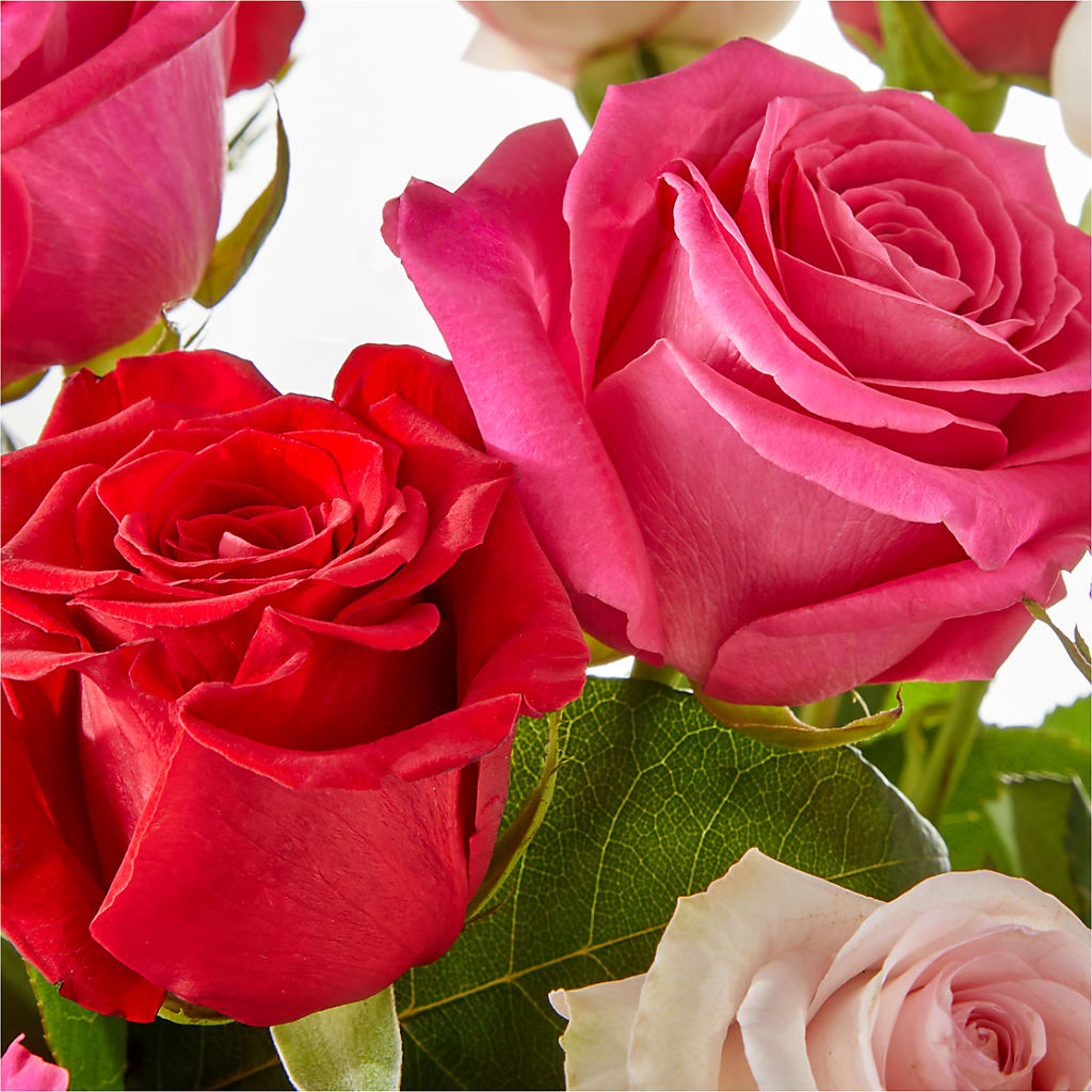 Charming Rose Bouquet –  Petals And Blooms Flowers, Fort Leonard Wood MO