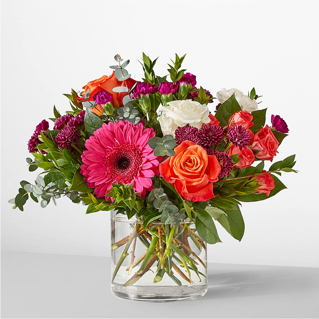 Smell the Roses Bouquet –  Petals And Blooms Flowers, Fort Leonard Wood MO
