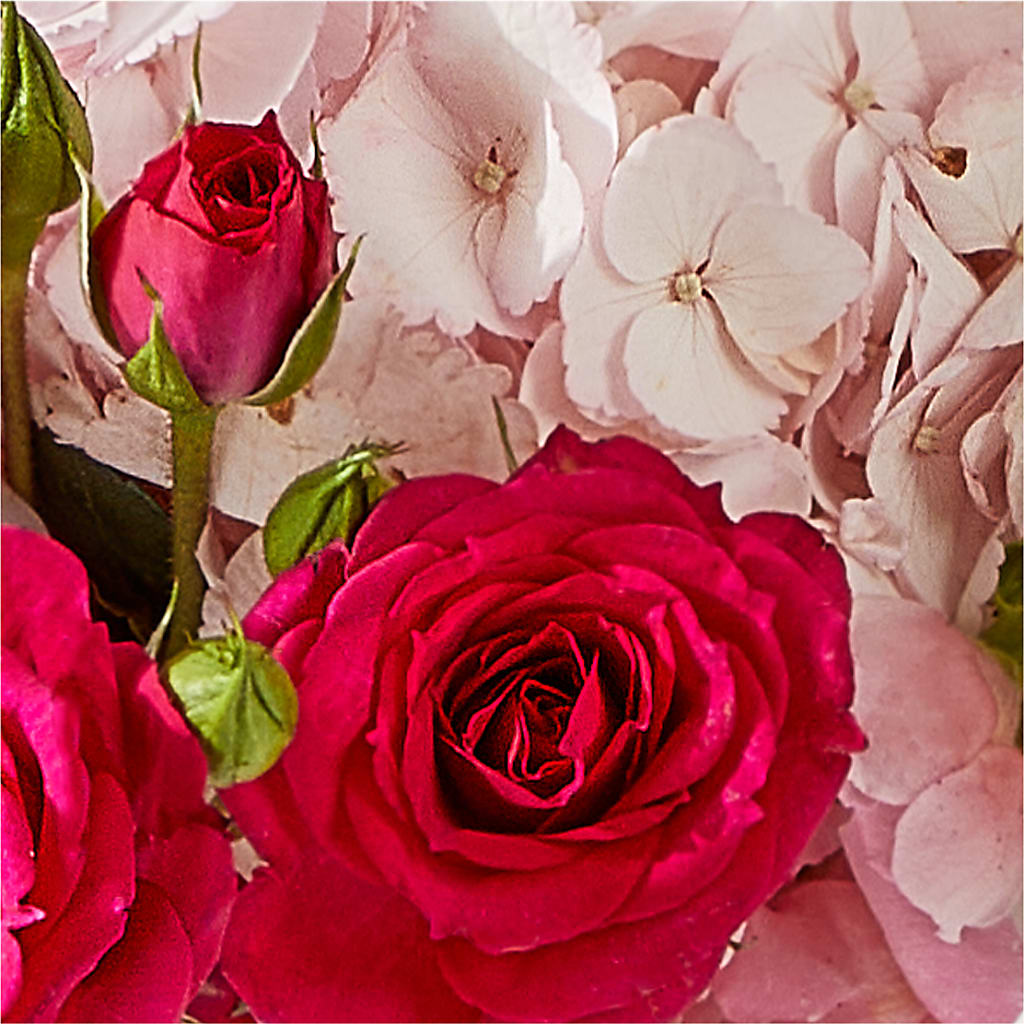 Glitz & Glam Bouquet –  Petals And Blooms Flowers, Fort Leonard Wood MO