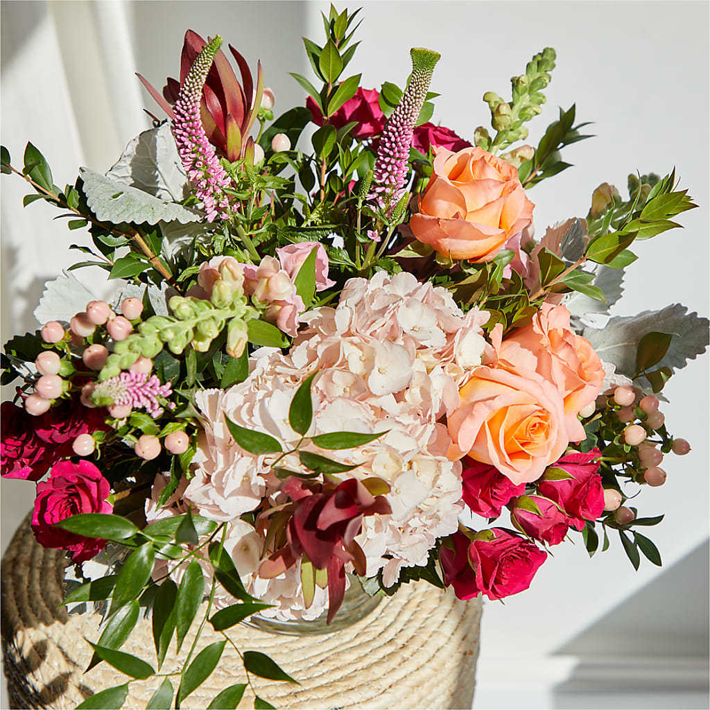 Glitz & Glam Bouquet –  Petals And Blooms Flowers, Fort Leonard Wood MO
