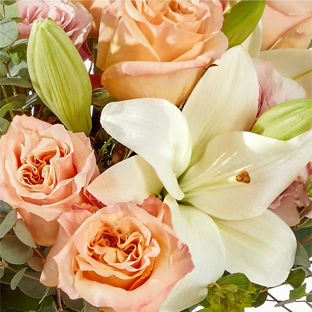 Grapefruit Splash Bouquet –  Petals And Blooms Flowers, Fort Leonard Wood MO